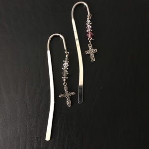 METAL BOOKMARKS WITH CROSS CHARM ACCENTS